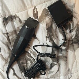 BEVEL TRIMMER Black Electric Hair Clipper with Charger